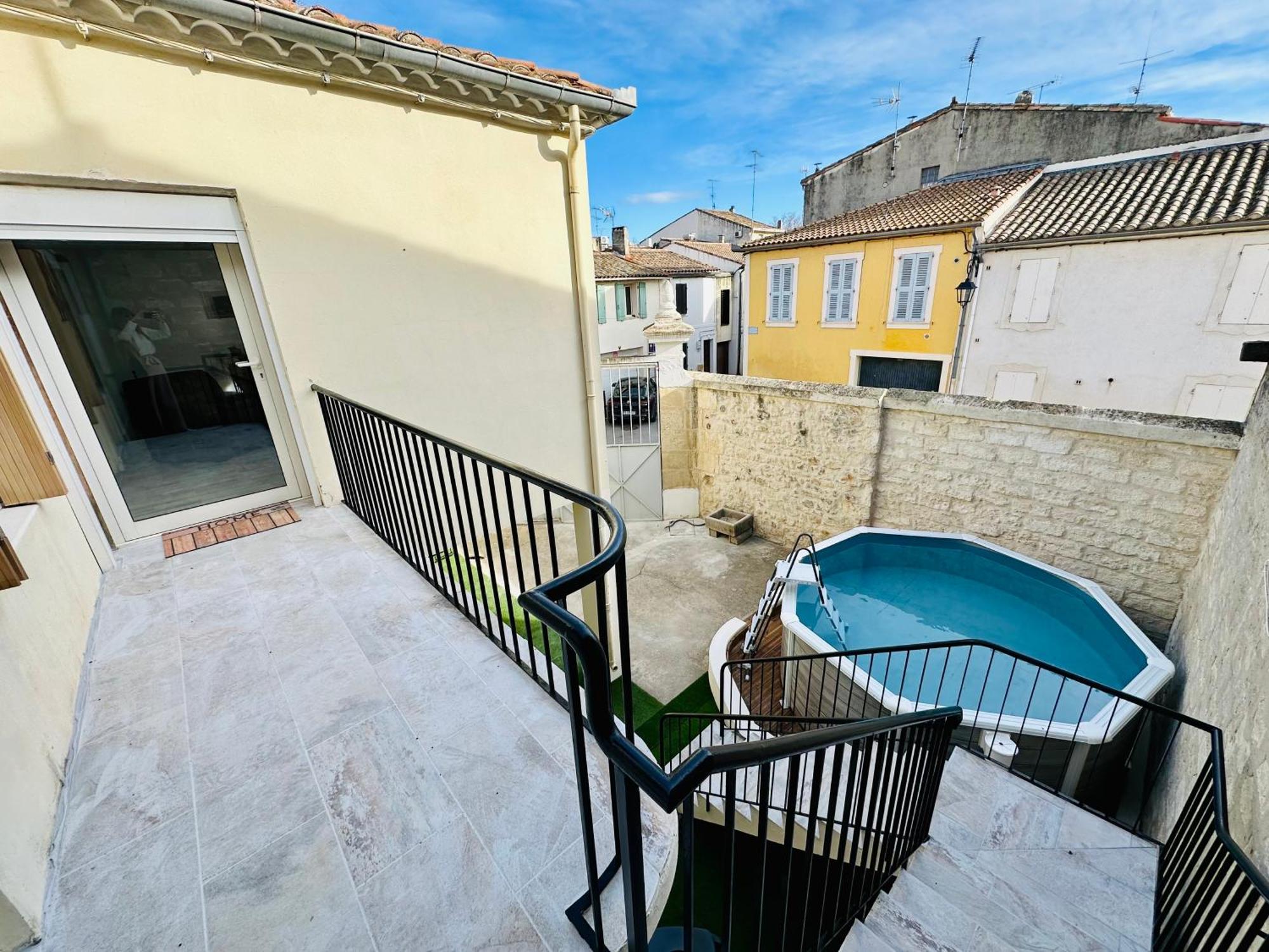 Les Appartements Du Mas - Rose Marie Aigues-Mortes Exterior photo