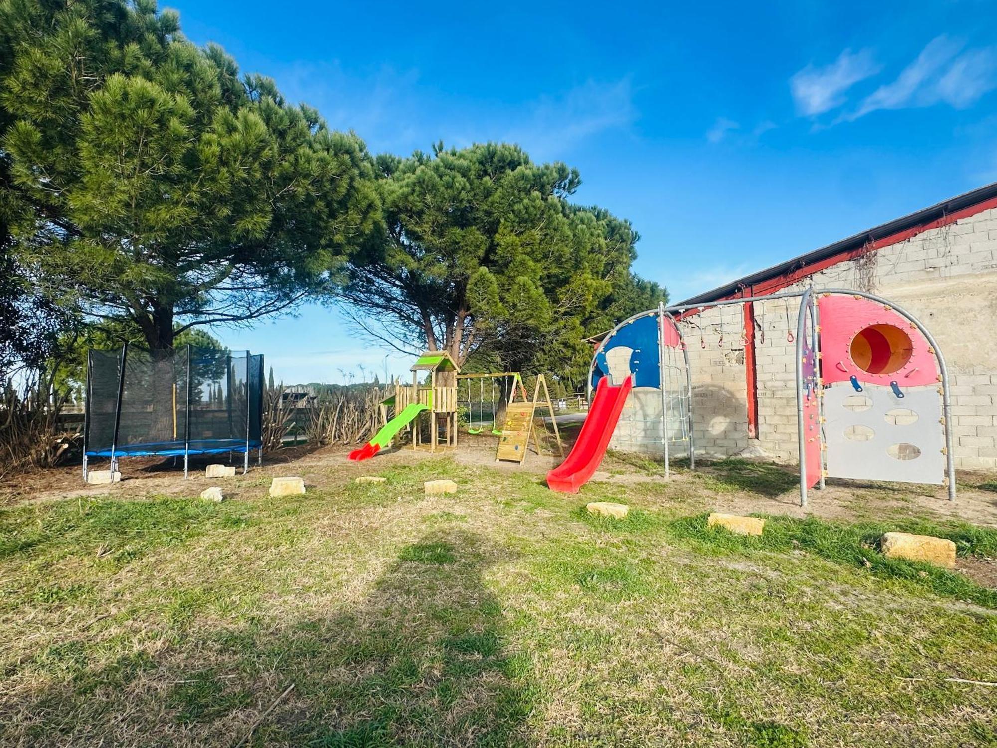 Les Appartements Du Mas - Rose Marie Aigues-Mortes Exterior photo