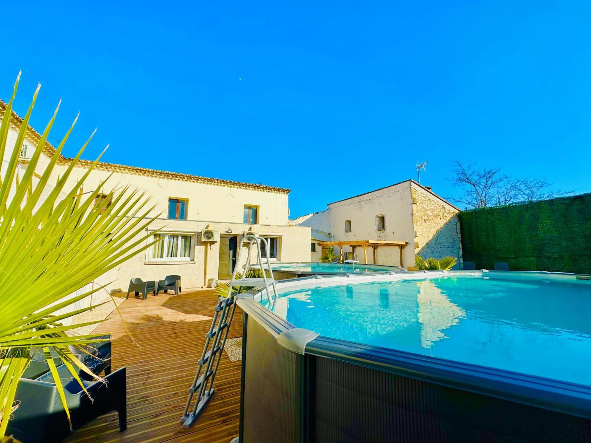 Les Appartements Du Mas - Rose Marie Aigues-Mortes Exterior photo