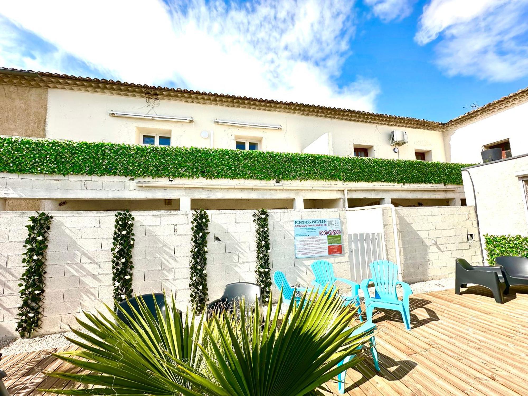 Les Appartements Du Mas - Rose Marie Aigues-Mortes Exterior photo